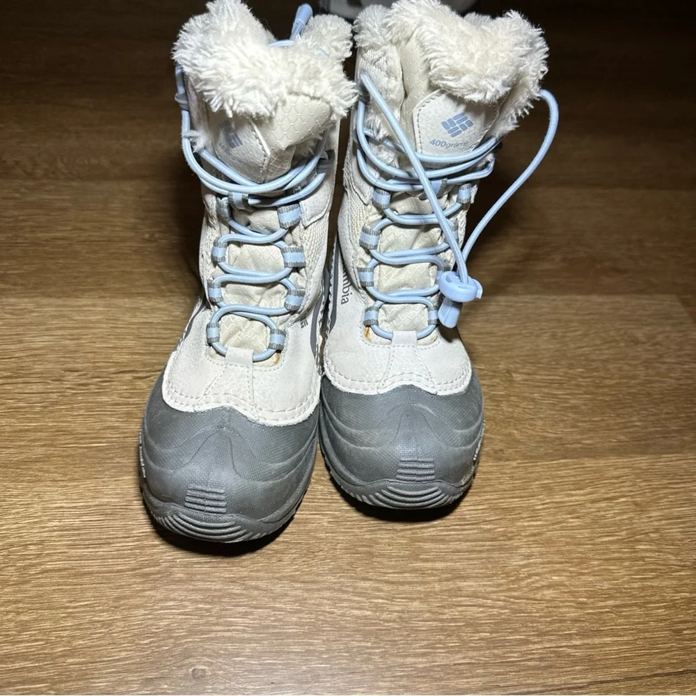 Columbia Bugaboot Plus IV Girls Snow Boots Size 2 Beige Gray Waterproof Faux Fur